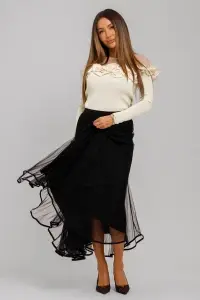 Bluză crem din tricot cu tul și volănașe - Img 2