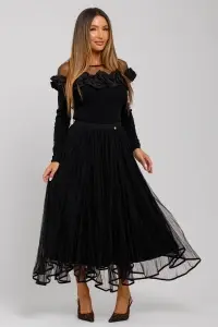 Bluză neagră din tricot cu tul și volănașe - Img 2