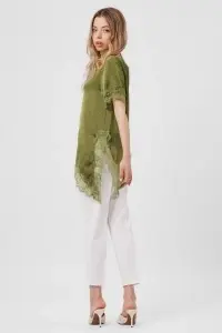 Bluză verde oliv cu tiv asimetric din dantelă - Img 3