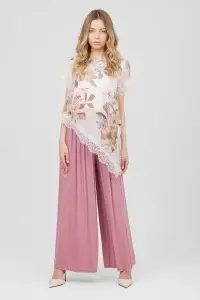 Pantaloni evazați roz prăfuit din viscoză cu talie elastică - Img 3