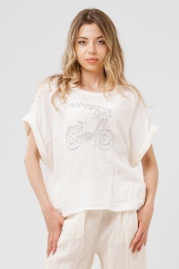 Tricou alb din in cu bicicletă din paiete și mâneci crosetate