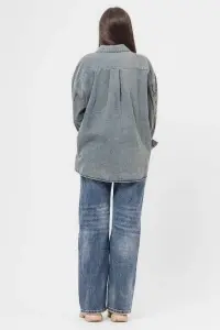 Cămașă din denim spălat cu broderie florală și paiete - Img 3