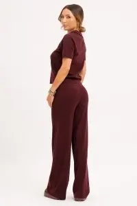 Compleu tricotat bordo cu top polo și pantaloni - Img 2