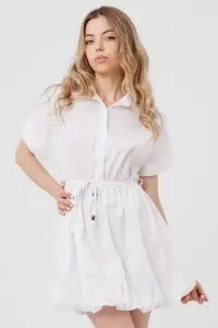 Rochie albă din bumbac cu croială balon și șnur