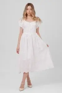 Rochie albă din bumbac cu flori 3D și broderie - Img 4