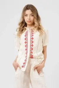 Cămașă crem din bumbac cu broderie colorată
