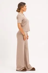 Compleu tricotat bej cu top polo și pantaloni - Img 2