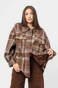 Cămașă groasă maro în carouri cu blăniță, pietre și ștrasuri aplicate