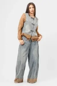Compleu din denim spălat cu jachetă și pantaloni balon