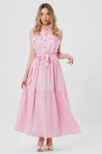 Rochie maxi roz cu nasturi aurii și buzunare