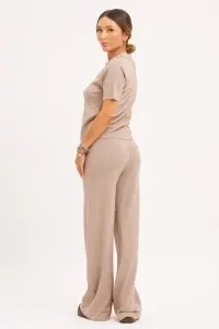 Compleu tricotat bej cu top polo și pantaloni - Img 3