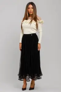 Bluză crem din tricot cu tul și volănașe - Img 4