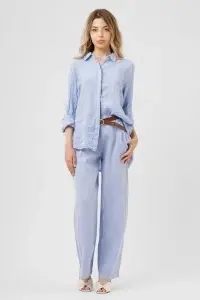Compleu bleu din in cu cămașă lejeră și pantaloni largi