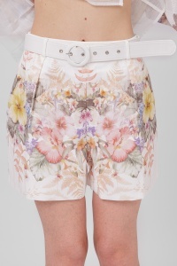 Compleu vaporos cu imprimeu floral și pantaloni scurți - Img 3