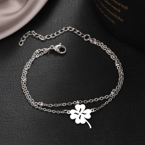Bratara dama, model dublat cu accesorii bilute, tematica lucky charm, pandantiv trifoi cu patru foi, reglabila, argintie - Img 4