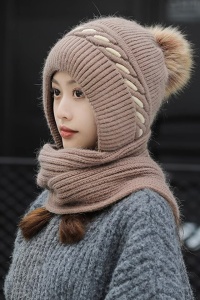 Caciula dama, model fashion cu pom pom si imitatie urechi tip fular reglabil, captuseala moale si calduroasa, detaliu distinctiv prin contrast, marime universala, maro - Img 4