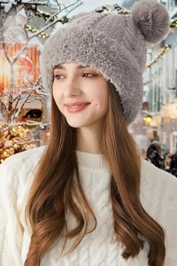 Caciula dama, model vesel calduros cu pom pom, tematica cozy winter, marime universala, gri - Img 2