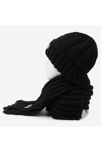 Caciula dama, set doua piese, model clasic minimalist, fular tip esarfa asortat, tematica warm and cozy winter, marime universala, negru - Img 4