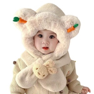 Caciula pentru copii, accesorizata cu iepuras si morcovei, model pufos si calduros, tematica funny bunny, 2 – 7 ani, bej