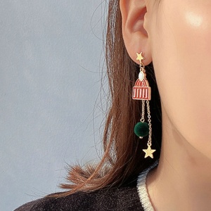 Cercei dama, tematica de Craciun, model special, lung, accesorizat cu manusa si caciulita, rosu - Img 3