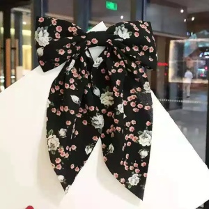 Clama de par, accesoriu funda, negra cu imprimeu floral - Img 2