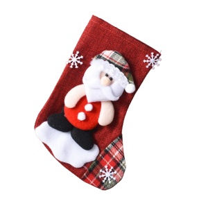 Decoratiune pentru Craciun, model tip soseta accesorizata cu personaje de poveste, Santa, tematica magia sarbatorilor de iarna, rosu