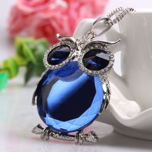 Lant dama, pandativ bufnita cu cristale, argintiu cu cristal albastru, simbol Feng Shui, - Img 2
