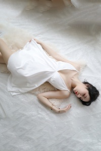 Lenjerie sexy dama, rochie scurta cu decolteu in V, model cu aripi de inger, tematica I’m your angel, alba - Img 3