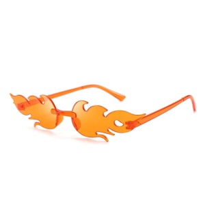 Ochelari de soare pentru femei, model cu flacara, tematica sexy and hot, marime universala, portocalii