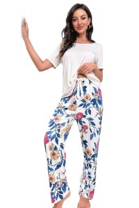 Pijama dama, set 2 piese, bluza cu maneca scurta si pantaloni lungi, model deosebit cu imprimeu floral, tematica lovely flowers, multicolor