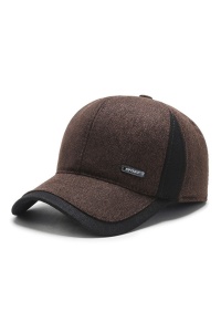 Sapca de barbati, cozoroc curbat, acoperitori pentru urechi, reglabila la spate, model calduros, tematica men style, marime universala, maro