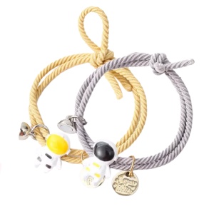 Set bratari cu magnet, tip sfoara, model astronaut, accesoriu rotund auriu, unisex, galbena si gri