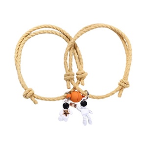 Set bratari cuplu cu magnet, tip sfoara maro, pandantiv cosmonauti, unisex