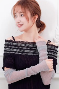 Acoperitori pentru maini tip manusi, model semitransparent si delicat, fara degete si fara prindere, tematica cute and soft, marime universala, argintii - Img 3