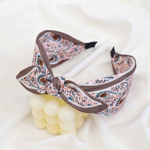 Bentita pentru par, model versatil si elegant cu funda, imprimeu floral, tematica fashion style, marime universala, roz - Img 3