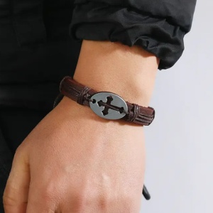 Bratara cu cruce, model retro, reglabila, unisex, maro inchis, - Img 2