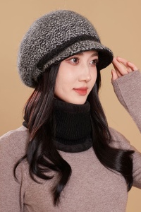 Caciula dama, set doua piese, model chic cu fular tip guler asortat, tematica cool winter, marime universala, negru - Img 2