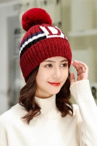Caciula dama, set doua piese, model cu pom pom si fular calduros asortat, tematica cozy life, marime universala, rosie - Img 2