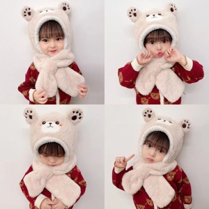 Caciula pentru copii, model cu urechiuse de ursulet tip fular, tematica bear hug, 2 – 6 ani, crem - Img 3