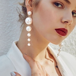 Cercei dama, model elegant cu margele, lungi, tematica I love pearls, aurii - Img 3