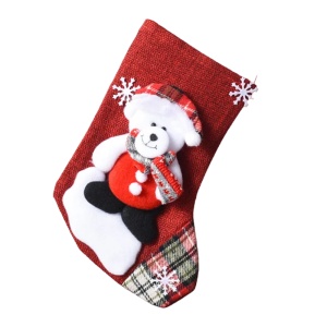 Decoratiune pentru Craciun, model tip soseta accesorizata cu personaje de poveste, ursulet, tematica magia sarbatorilor de iarna, alb cu rosu