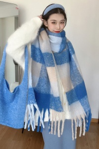 Fular dama, model gros si calduros, moale la atingere, tematica fashion winter, marime universala, albastru inchis - Img 4