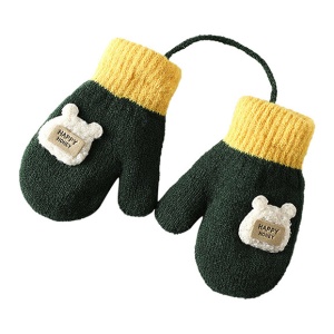 Manusi cu snur pentru copii, model calduros si vesel, tematica happy baby, marime 1 – 3 ani, verde inchis