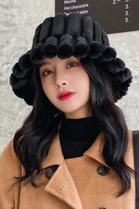 Palarie dama, model reglabil la interior, tematica cozy winter, marime universala, neagra - Img 4