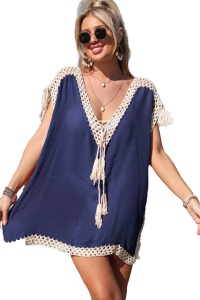 Pareo tip rochie pentru plaja sau strada, decolteu in V reglabil cu ciucurei, broderie pe margini si ciucurei la umeri, albastru