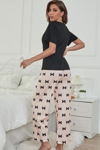 Pijama dama, set 2 piese, bluza cu maneca scurta si pantaloni lungi, model deosebit cu imprimeu fundite sexy, tematica classy dreams, negru cu piersica - Img 2