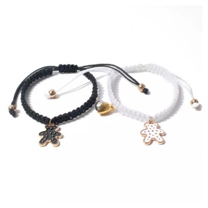Set bratari handmade, inima cu magnet, tip sfoara, cu pandantiv ursuleti, reglabile, unisex, alba si neagra