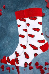 Soseste cute, model peste glezna, cu imprimeu grafic inimioare, tematica love socks, marime 36-42, unisex, rosii - Img 2