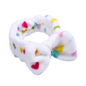 Bentita cosmetica machiaj, elastica, alba cu imprimeu inimioare colorate, marime standard