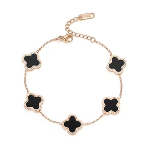 Bratara dama, model norocos, M2, trifoi cu 4 foi, bronz, reglabila, cu accesorii negre
